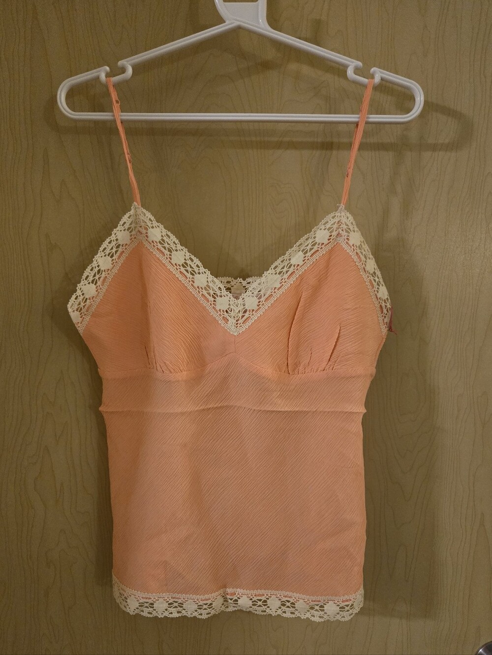 NWT Gold Hawk Silk Cami Coral (M)